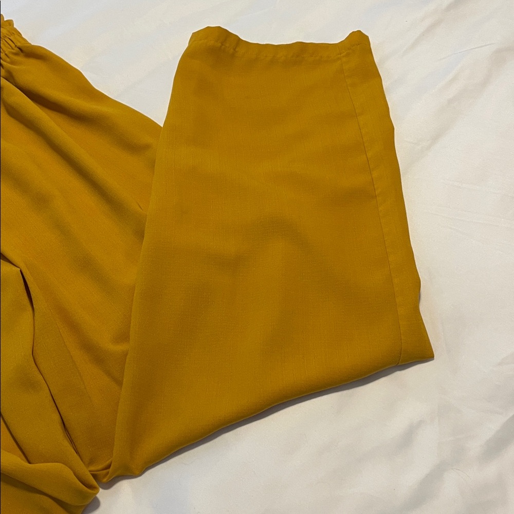 Elegant Mustard Wide-Leg Women's Pants - Picture 9 of 10